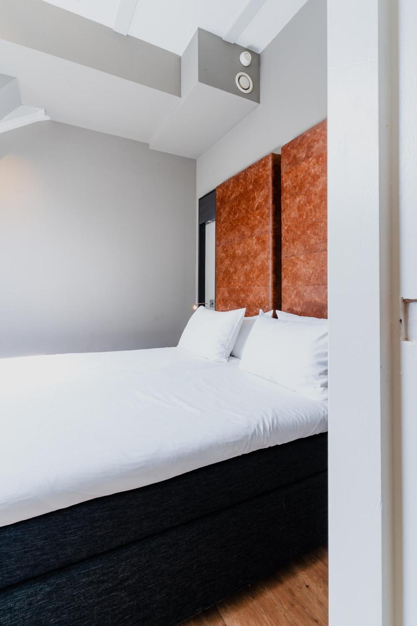 Apartments De Hallen Amsterdam Room photo