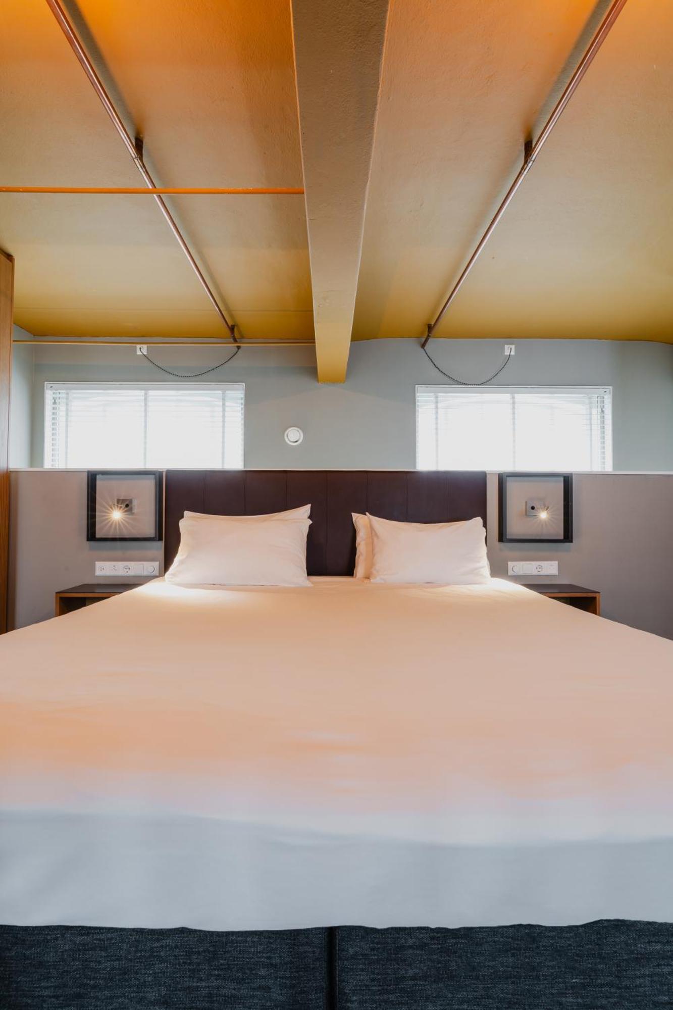 Apartments De Hallen Amsterdam Room photo